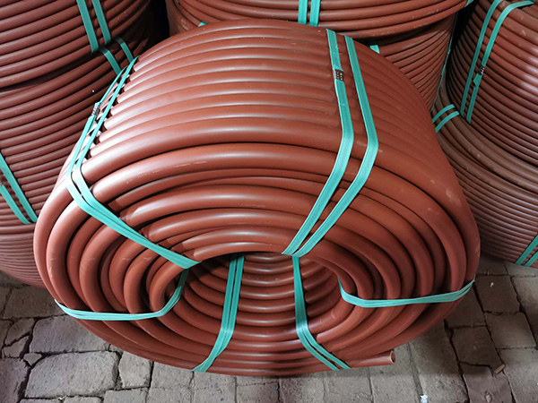 高昌高昌穿线管厂家告知大家管材选择哪种的好